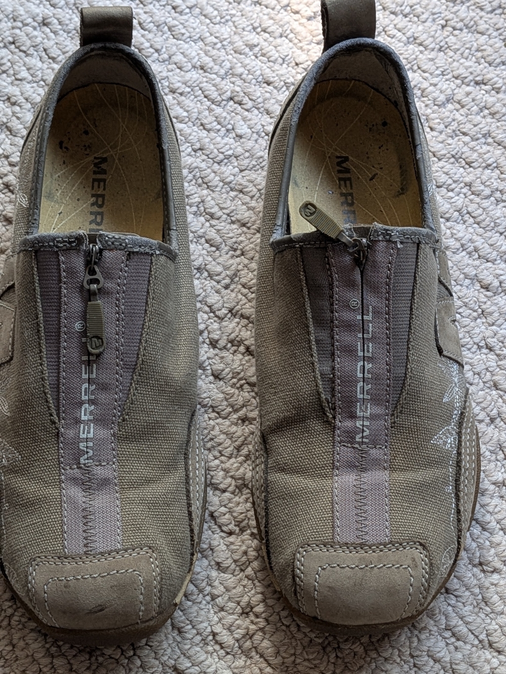 Merrell Women's Olive Brown Canvas Slip-On Loafers with Center Zipper